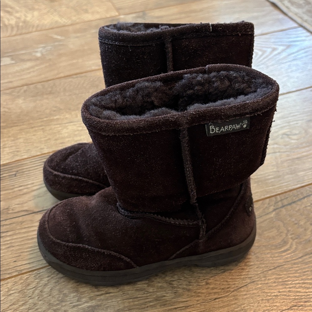 Bearpaw Youth Size 1 Brown Fur Lined Boots